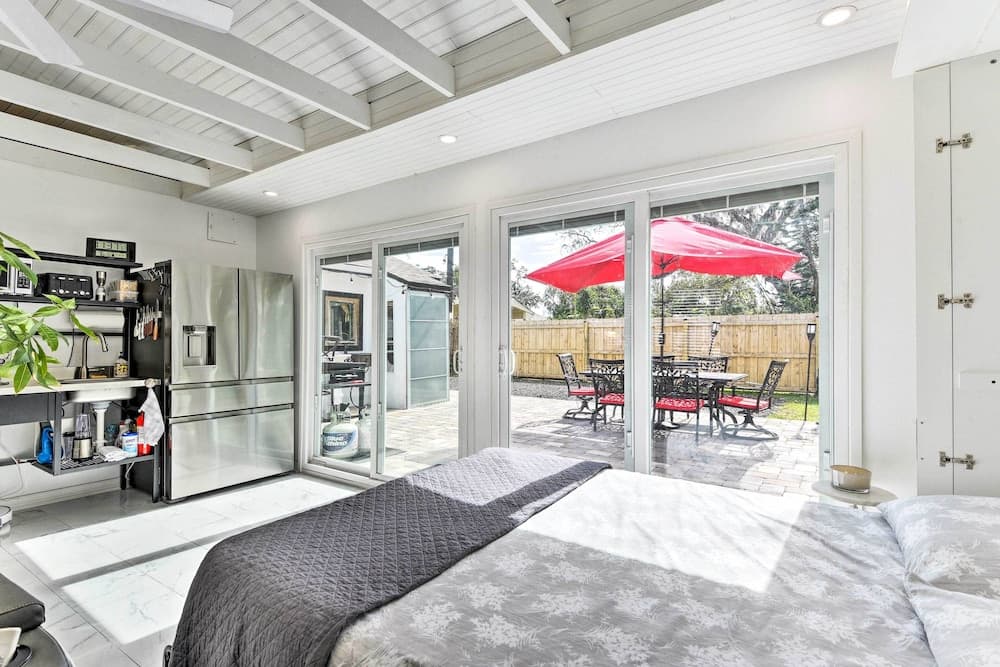 Florida Getaway w/ Patio ~ 3 Mi to Beaches!