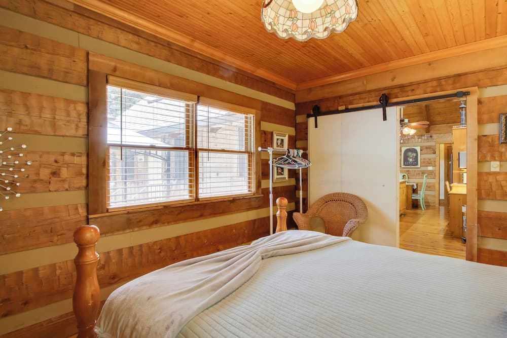 Golf + Hike: Nature Escape w/ Sauna in Hephzibah