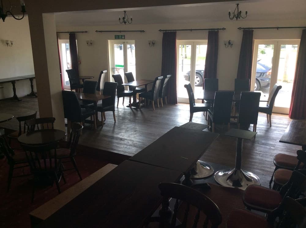OYO The Watermans Arms Hersham