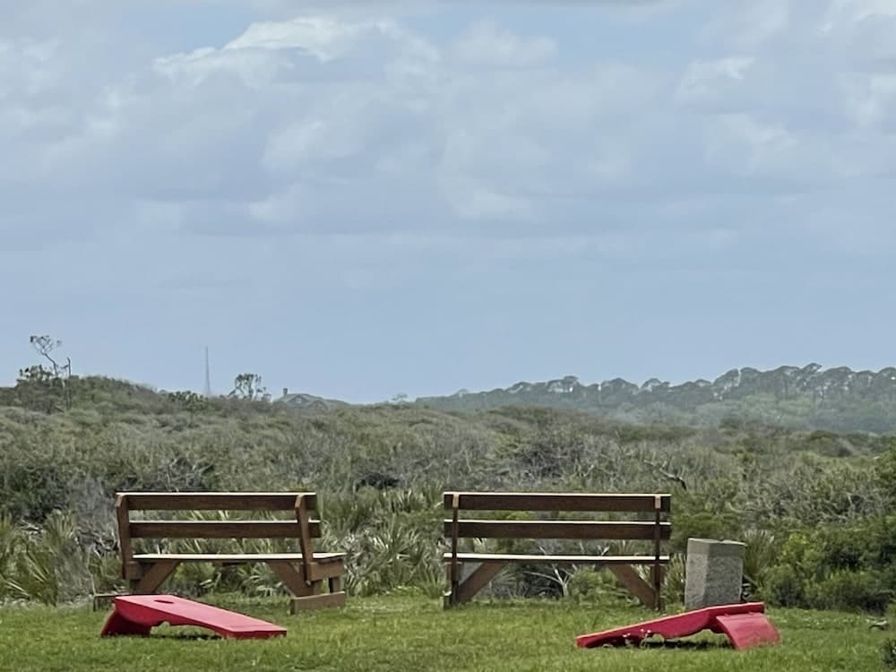 Ocean Sands Beach Boutique Inn - 1 Acre Private Beach