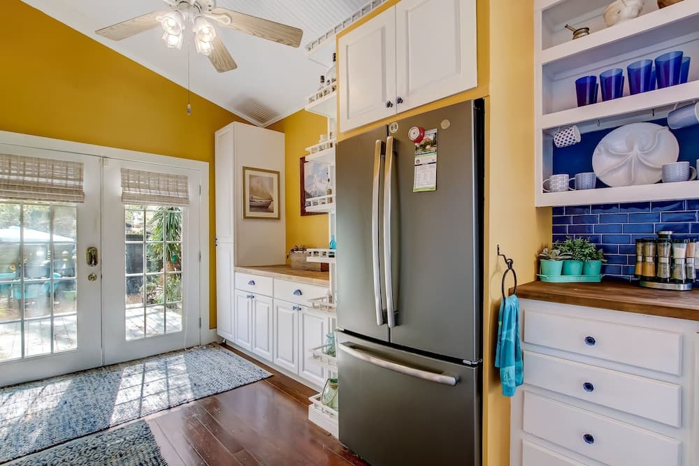 508 Ash Street - Main House 3 Bedroom Home