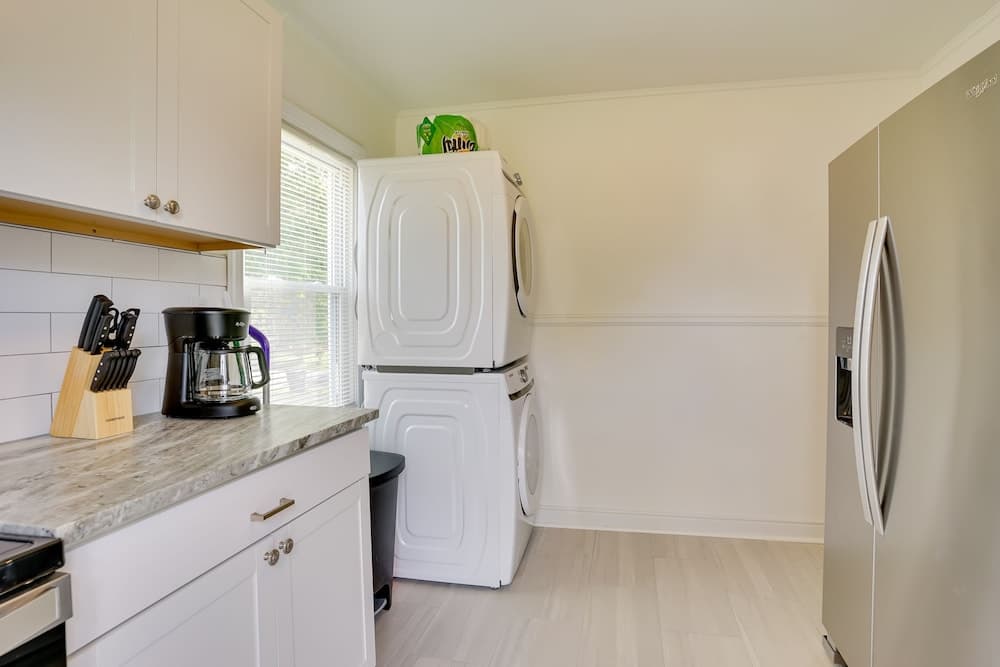 Richmond Vacation Home: 4 Mi to Downtown!