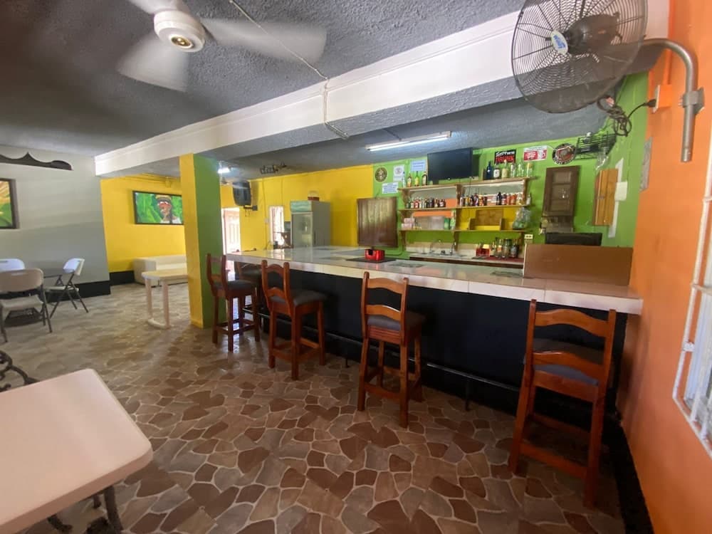 Viviennes Guest House