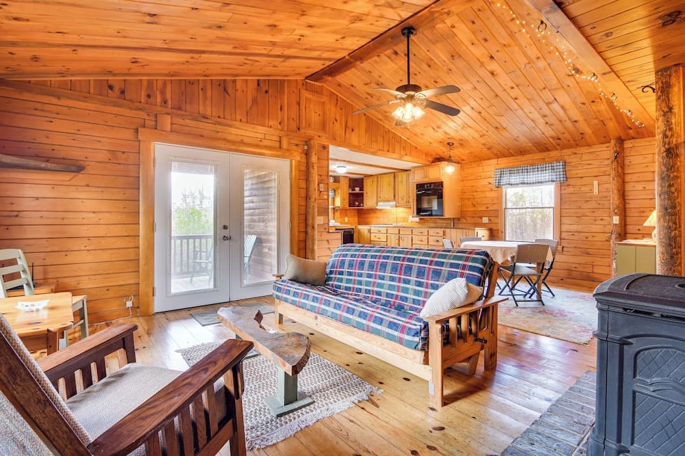 Charming Lovell Cabin - 7 Mi to Kezar Lake!