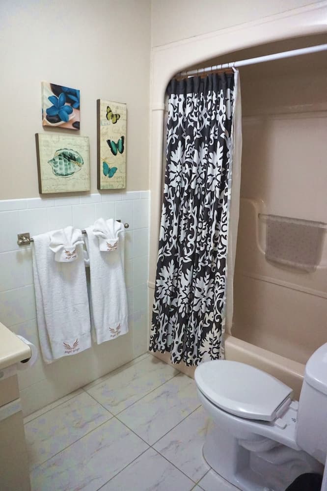 Butterfly Manor Bed & Breakfast