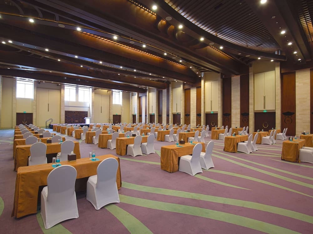 Sofitel Dubai The Palm Resort & Spa