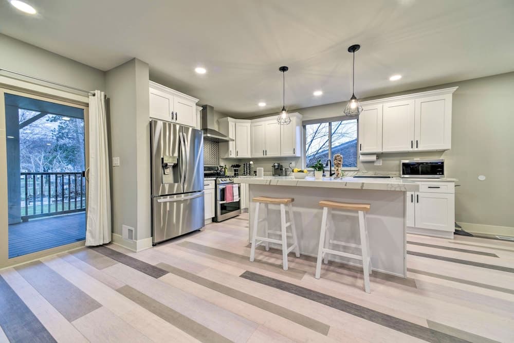 Sunny Clawson Home w/ Yard - Walk to Main St!