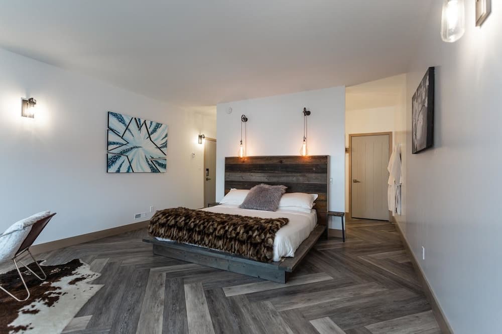 Blackstone B&B