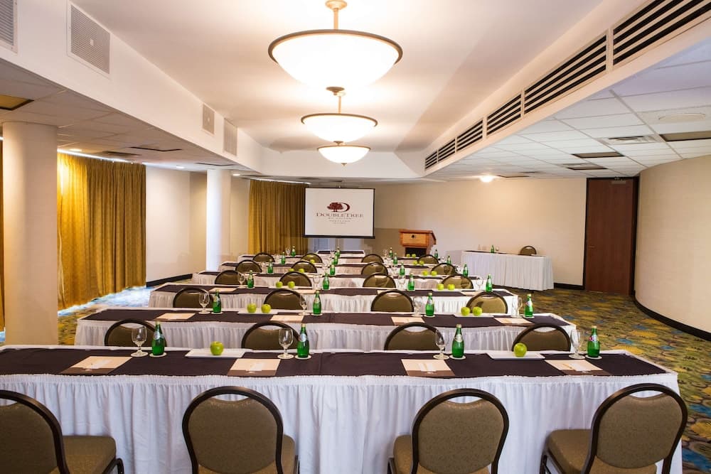 DoubleTree by Hilton Hotel Portland