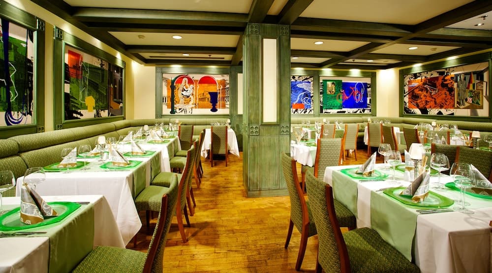 Xanadu Resort Hotel - High Class