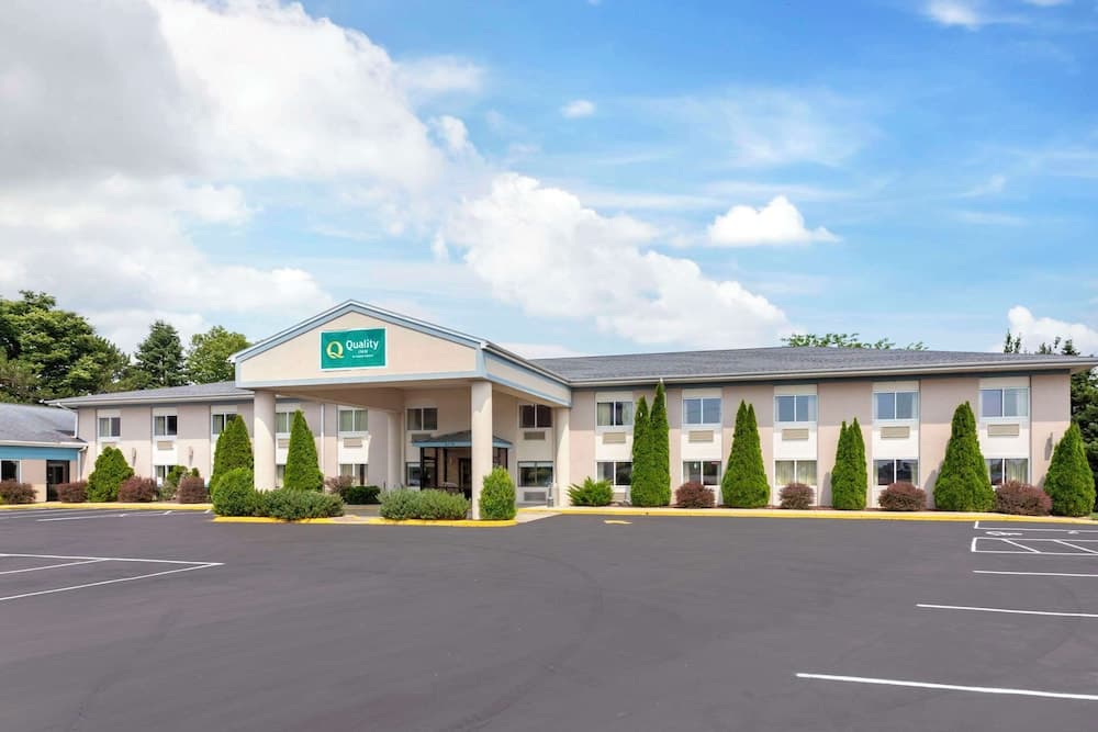 Quality Inn Huron
