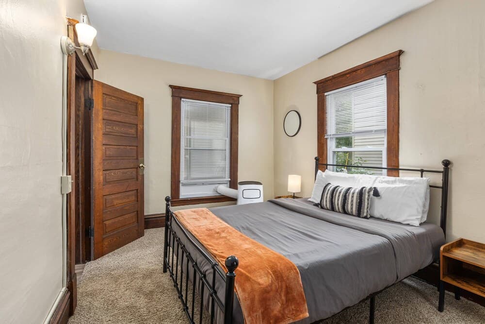HIstoric 4 BR Near Fulton St