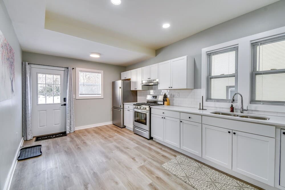 2 Mi to Dtwn: Syracuse Gem w/ Screened Porch