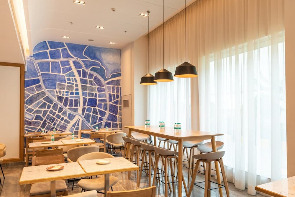 Holiday Inn Express Bengaluru Whitefield Itpl by IHG