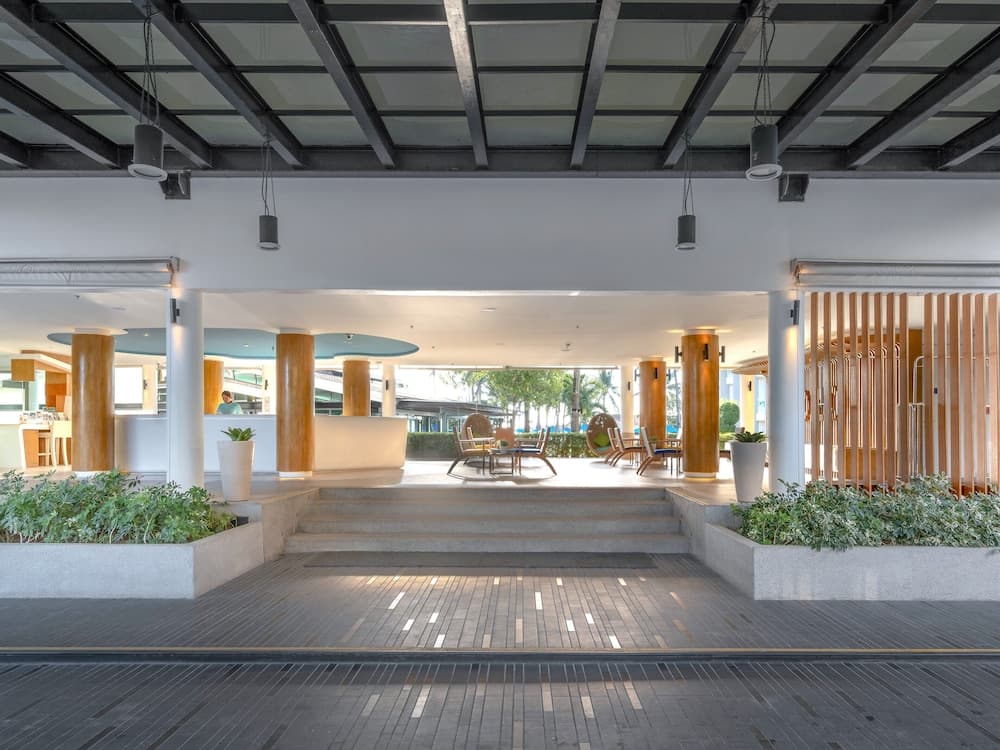 OZO Chaweng Samui