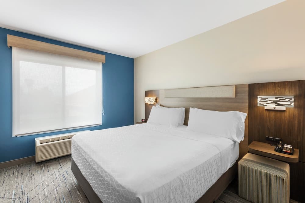 Holiday Inn Express Hotel & Suites Belgrade by IHG