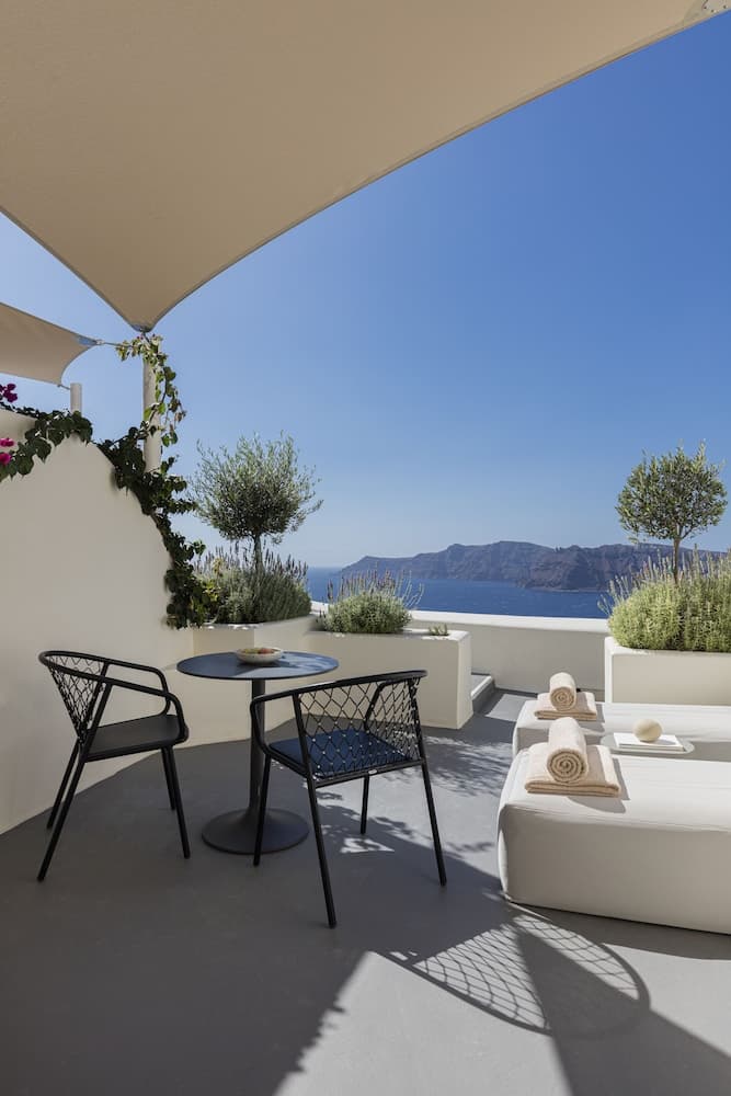 Canaves Oia Suites - Small Luxury Hotels of the World