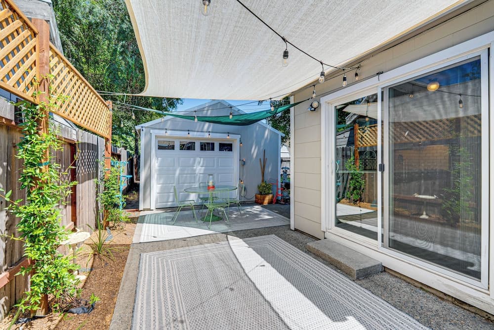 < 1 Mi to Oakland A's Park: West Sacramento Home