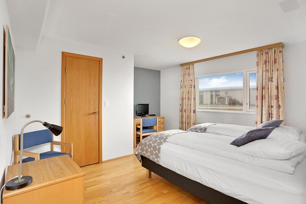 Eldey Airport Hotel