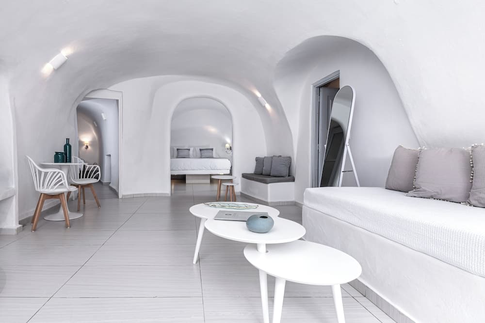 Caldera Premium Villas - Adults Only