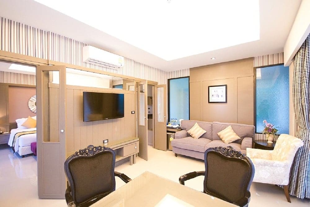 The Par Phuket