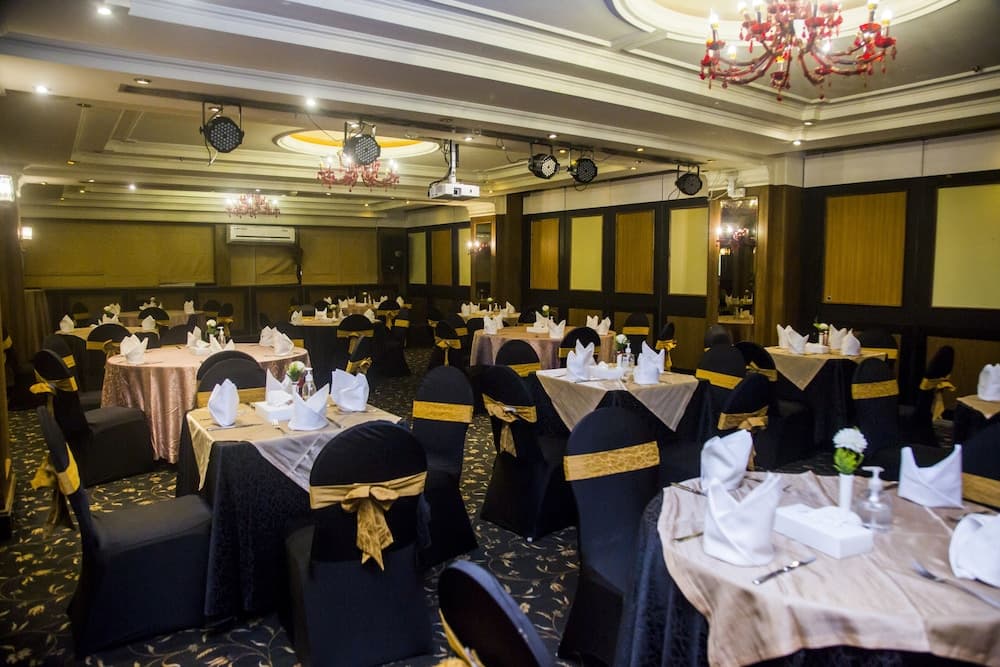 meeting & event spaces