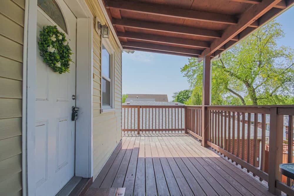 Comfy One Bed Apartment in Forest Park
