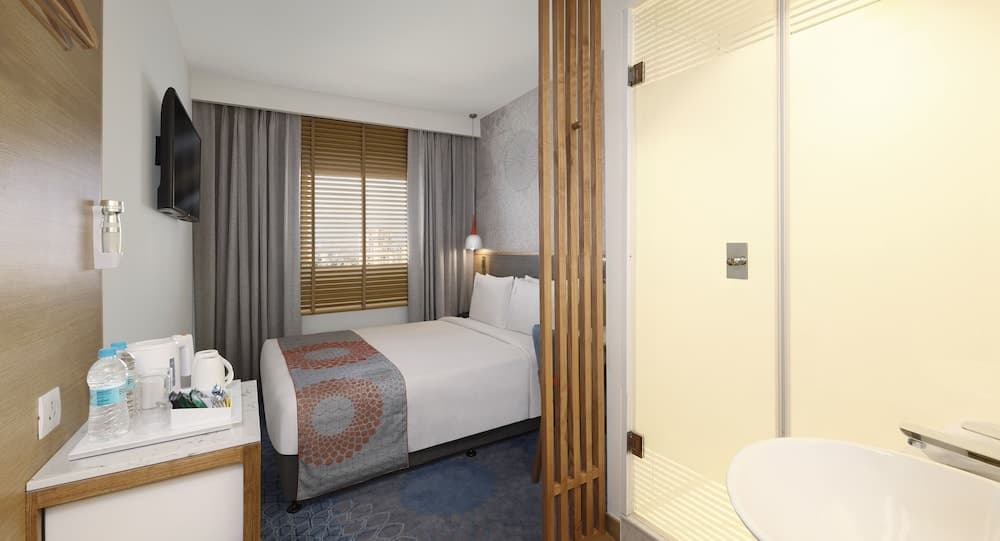 Holiday Inn Express Gurugram Sector 50 by IHG