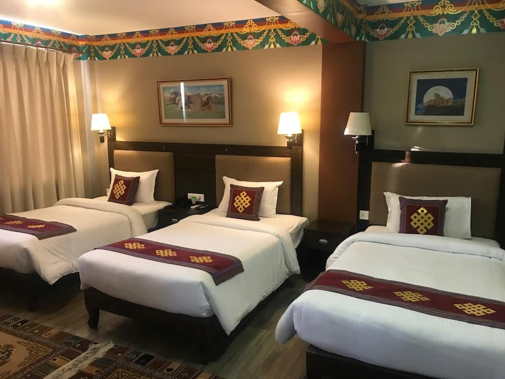 Hotel Lotus Gems