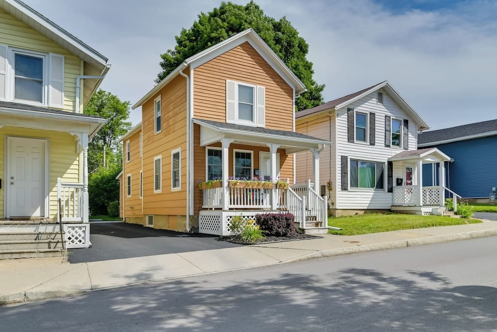 Walk to Parks & Dining: Cozy Canandaigua Home!