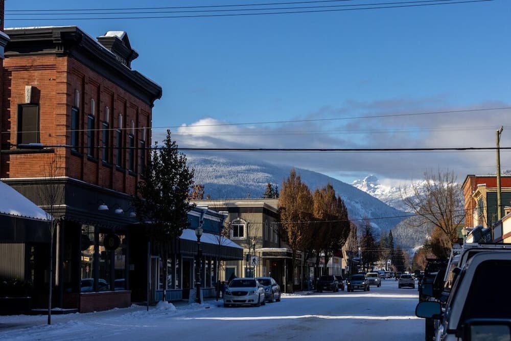 Eleven Revelstoke Lodge