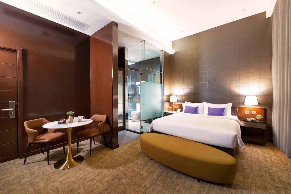 Hong Kong Harbour Hotel