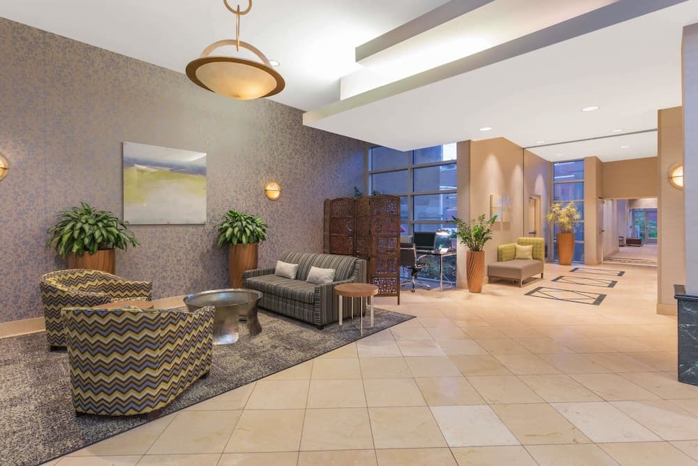 Wyndham Garden Buffalo Downtown