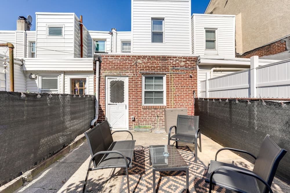 Philadelphia Vacation Rental ~ 4 Mi to Center City