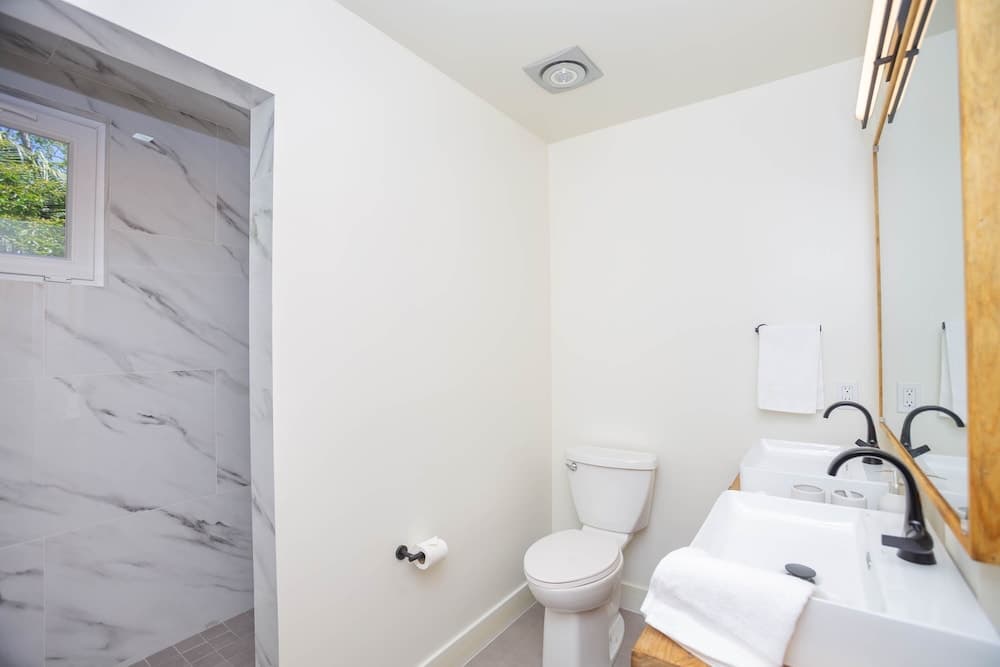 Awesome Over The Water Overlooking West End - Aire Agua 3 Bedroom Home by RedAwning