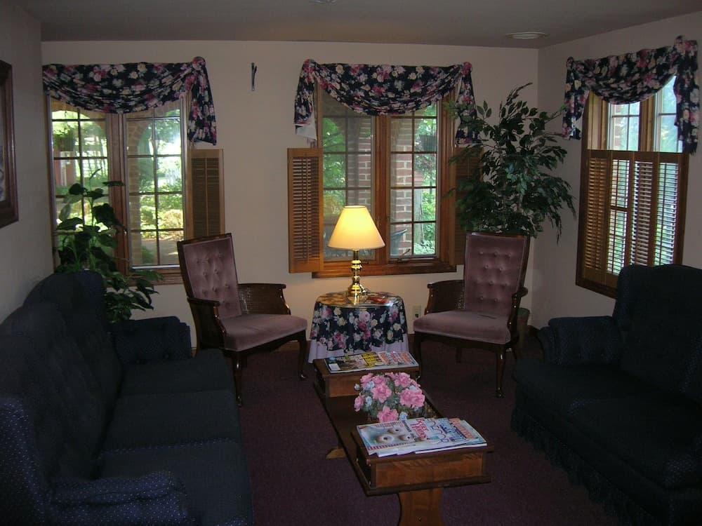 Smoketown Inn