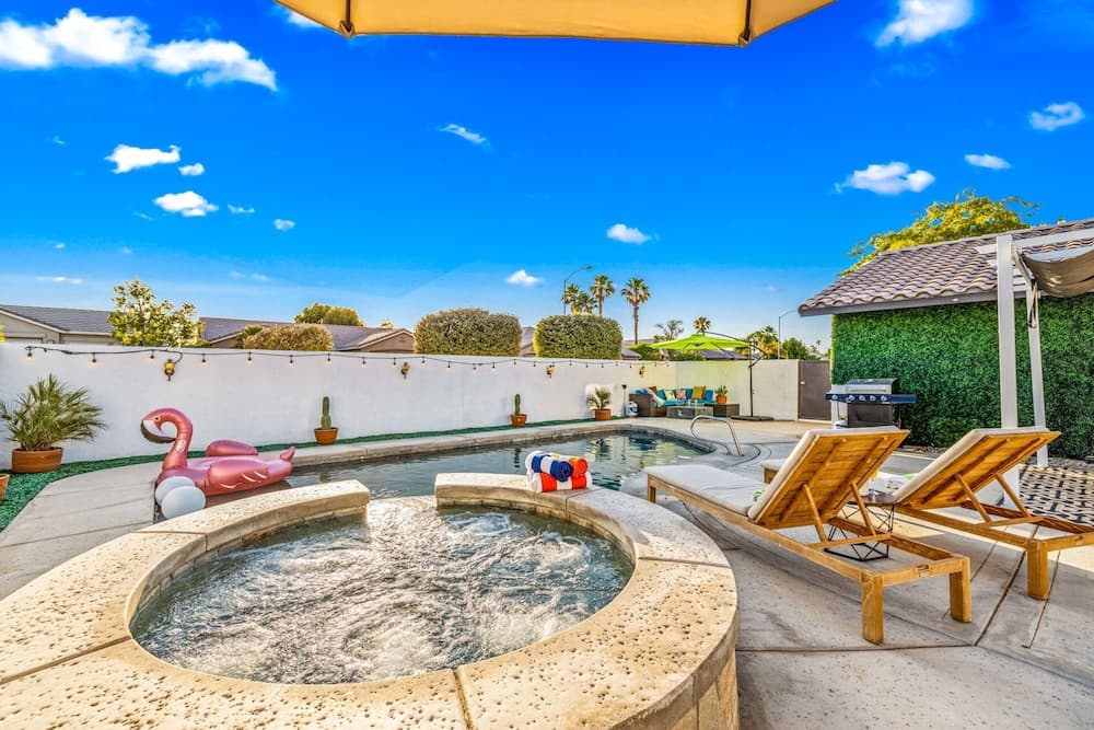 Alligator Vacation Home