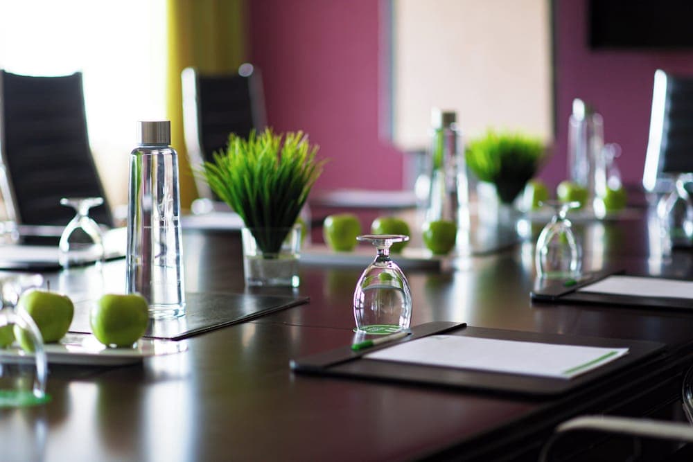 Holiday Inn Toronto - Int'l Airport by IHG