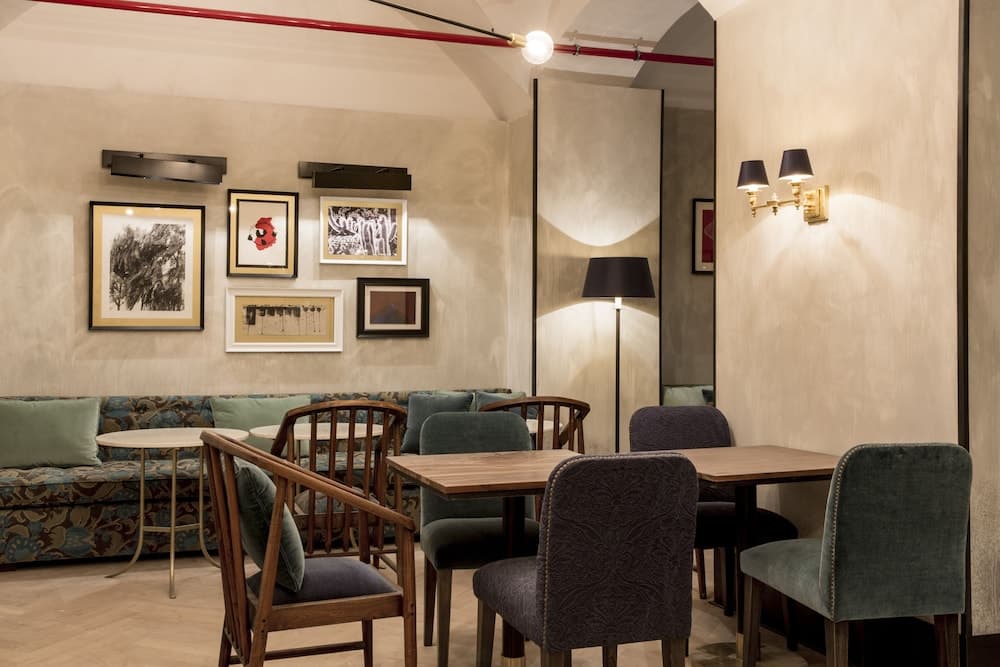 Hotel Midmost by Majestic Hotel Group