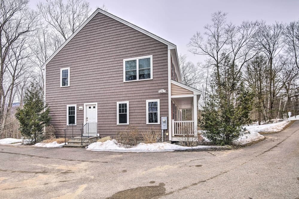North Conway Home ~ 2 Mi to Cranmore Mountain!