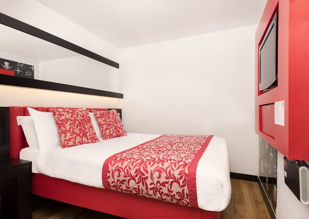 Garner Edinburgh Haymarket by IHG