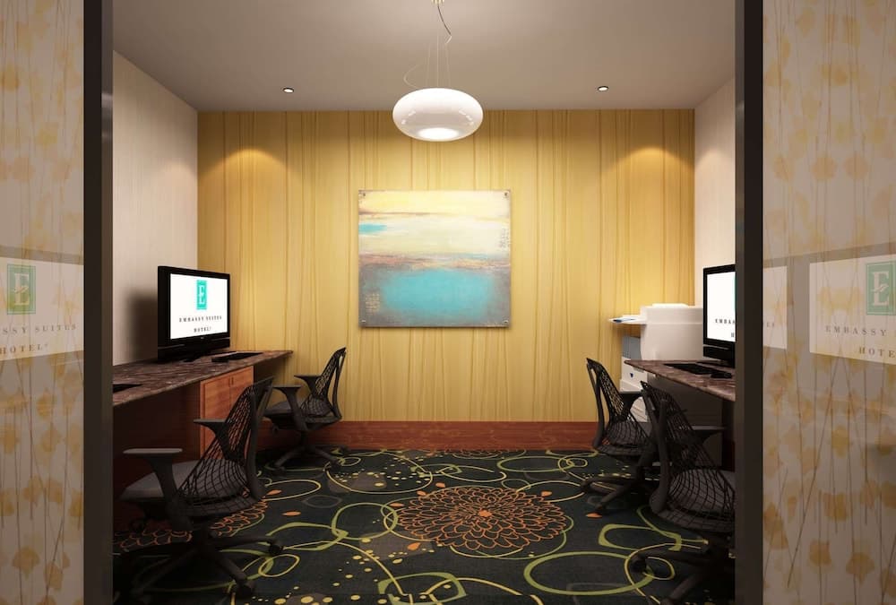 Embassy Suites by Hilton Fayetteville Fort Bragg