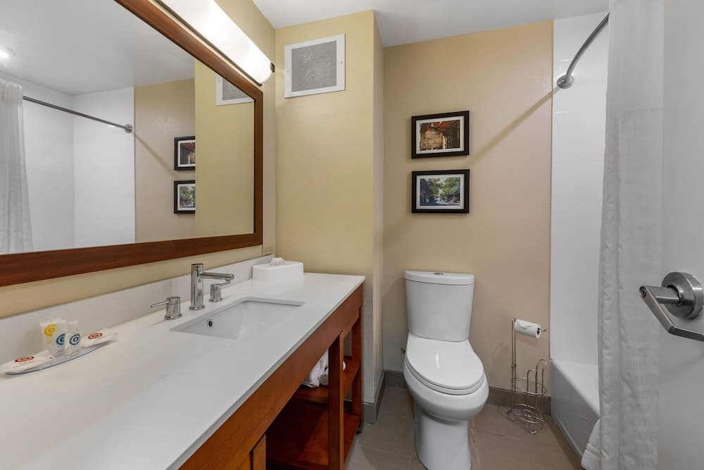 Comfort Inn Danvers - Boston North Shore