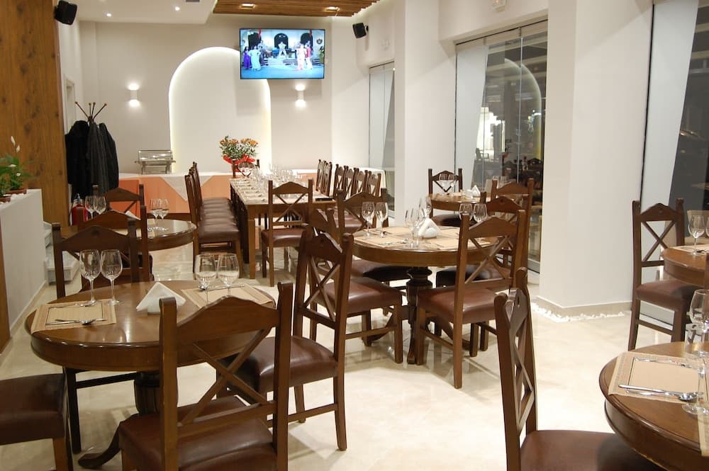 Paralia Beach Boutique Hotel