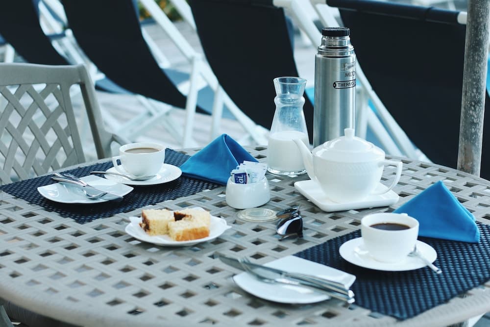 Crown Beach Hotel