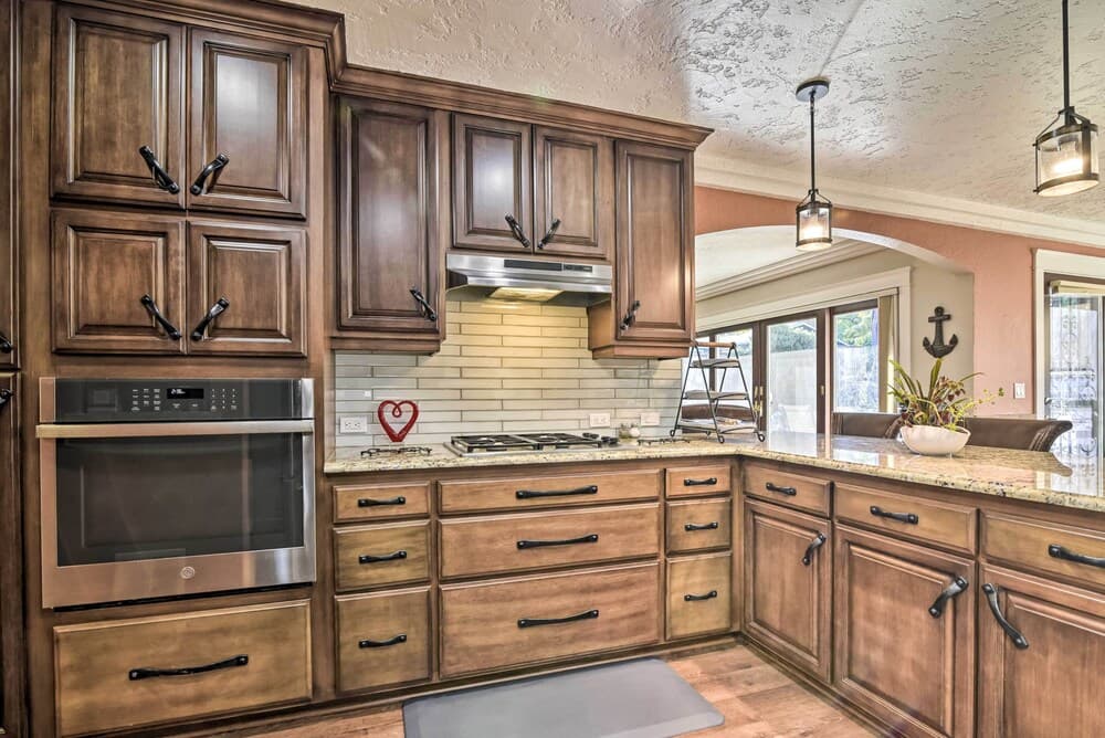 Milwaukie Vacation Rental w/ Backyard, Office