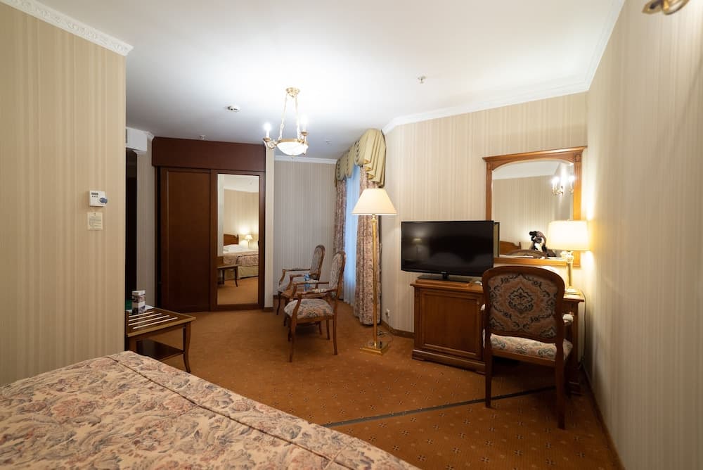 Grand Hotel Emerald