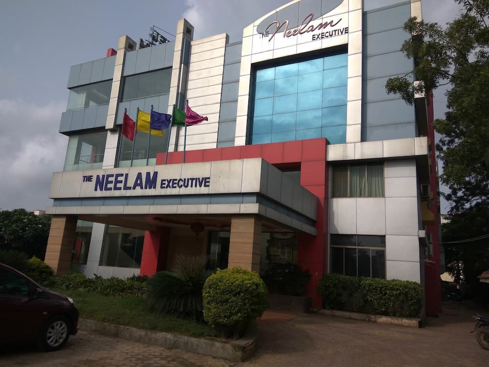 Hotel Neelam Executive