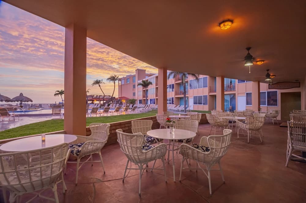 Dolphin Beach Resort