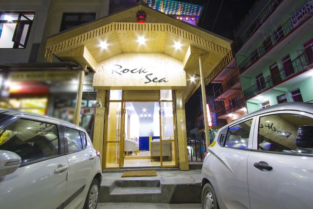 Hotel Rock Sea